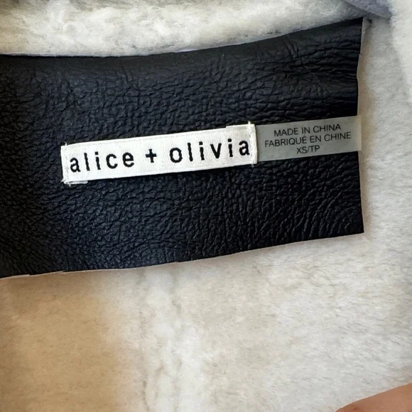 Alice + Olivia Black Leather Jacket with Cream Shearling Lapel - Picture 4 of 10